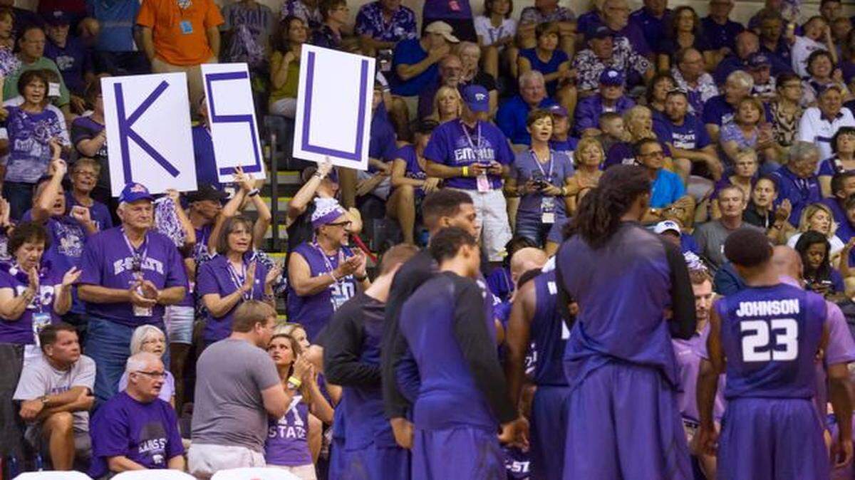 
Kansas State fans tried to rally their team during a second-half timeout, but the Wildcats lost to the Pittsburgh Panthers 70-47 on Wednesday in the third-place game of the Maui Invitational in Lahaina, Hawaii.
