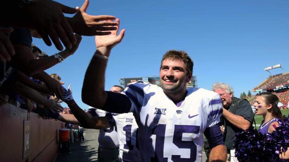 
It was a happy return to Iowa for Kansas State quarterback Jake Waters on Saturday.
