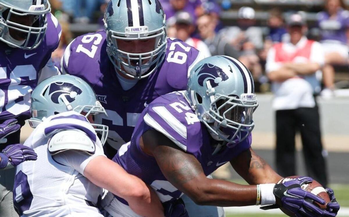 K-State running back Charles Jones stretches for a touchdown during the annual spring game. (April 23, 2016)