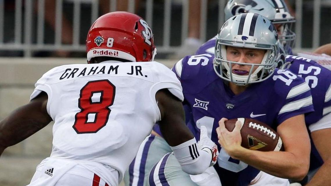 
Kansas State quarterback Jesse Ertz (right) injured his knee Saturday against South Dakota and is likely to miss the rest of the season.
