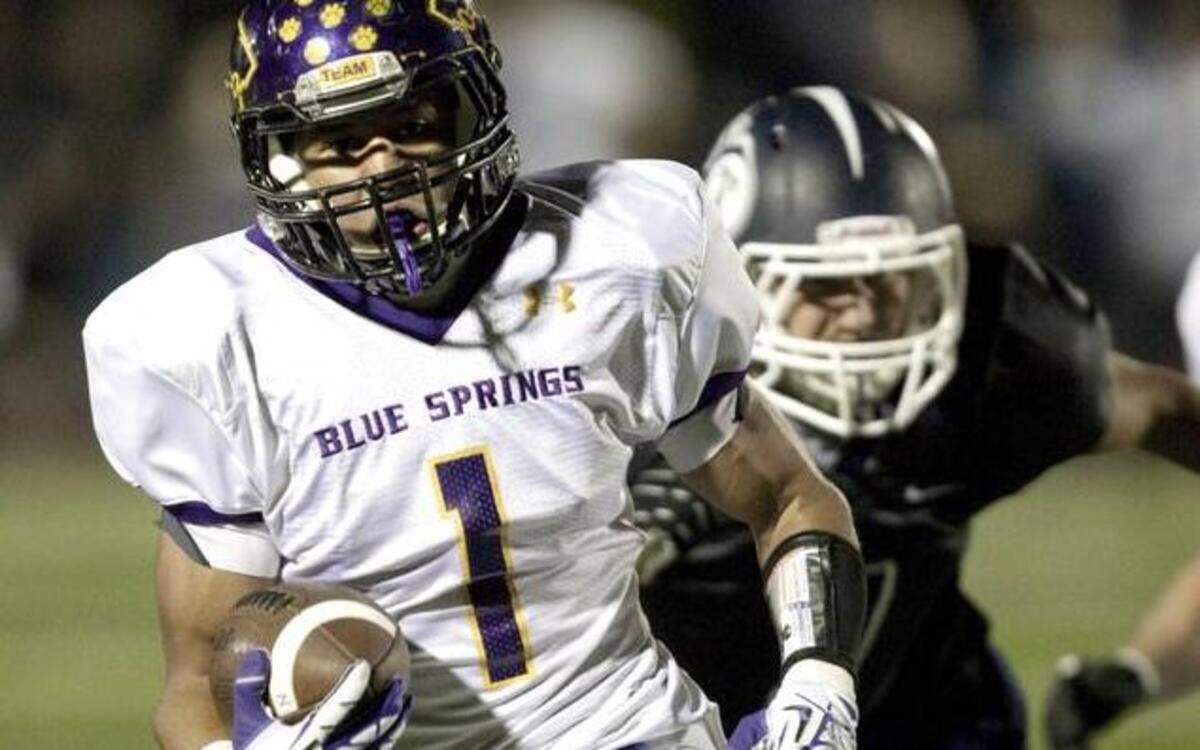 
Former Blue Springs running back Dalvin Warmack is expected to redshirt his freshman year at Kansas State.
