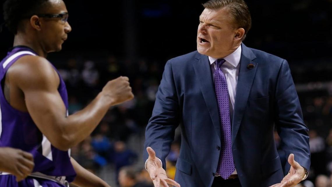 Brad Underwood (right) guided Stephen F. Austin to success as the men’s basketball coach. Former K-State coach Frank Martin believes he’ll do the same for Oklahoma State.