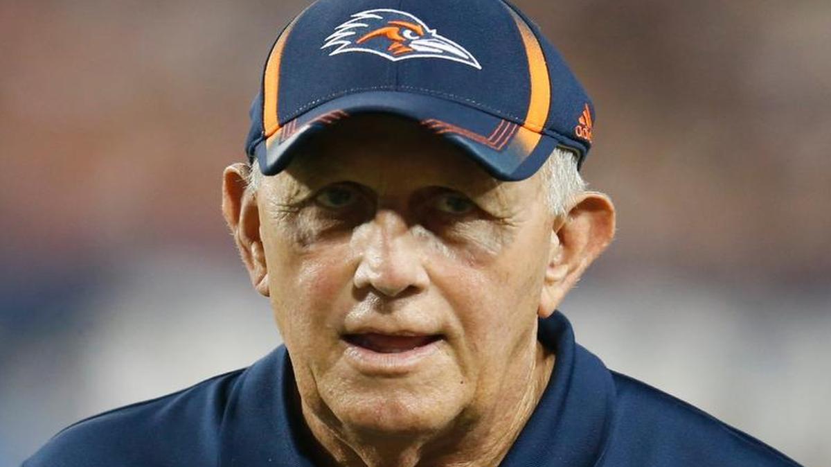 
Texas-San Antonio coach Larry Coker has been building the program from the ground up. He’ll lead the Roadrunners on Saturday against Kansas State in the Alamodome.


