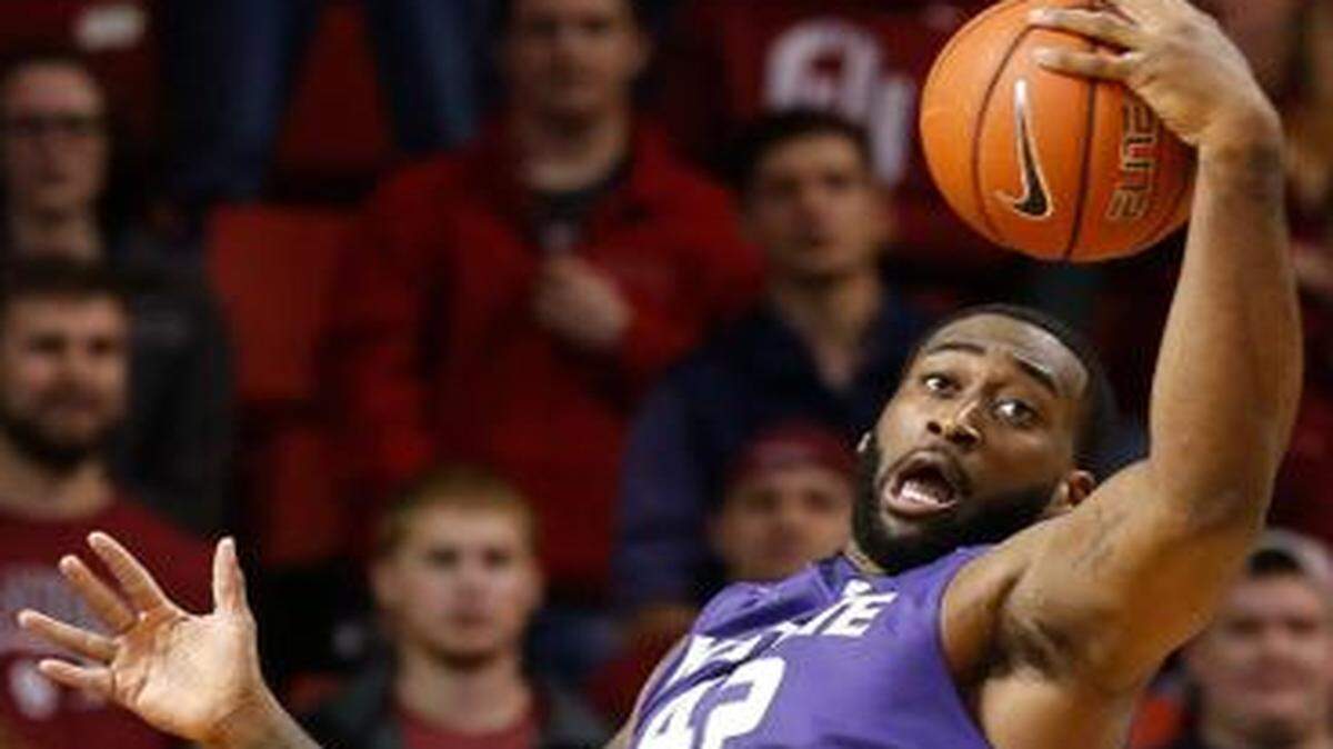 
Kansas State forward Thomas Gipson grabbed a rebound in the Wildcats’ 66-63 win over Oklahoma on Saturday in Norman, Okla. The Wildcats are back in Manhattan, Kan., tonight to host the Texas Tech Red Raiders.
