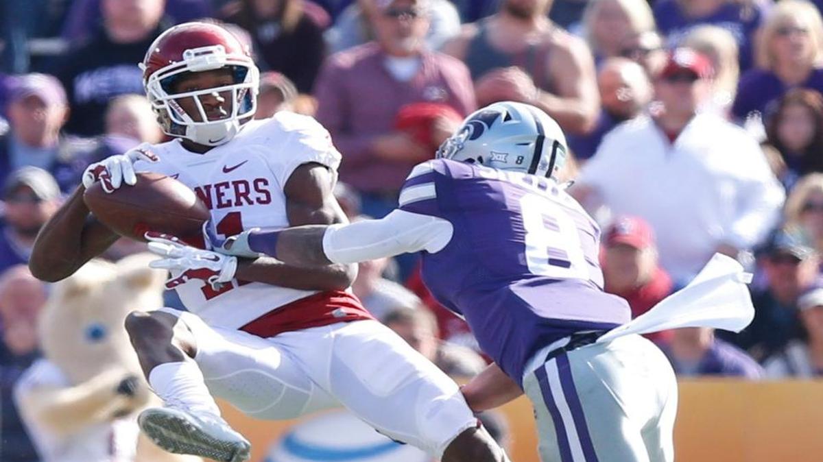 K-State cornerback Duke Shelley knocked away a pass intended Oklahoma wide receiver Dede Westbrook during the first quarter of their game Saturday in Manhattan, Kan.