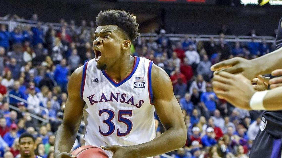 Kansas Jayhawks center Udoka Azubuike (left) was surprised at a foul called on him during KU’s loss to Washington at the Sprint Center earlier this month.