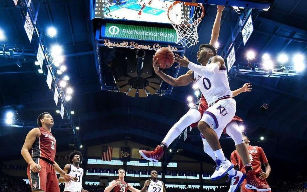 Frank Mason scored 20 points against Stanford and moved into 30th place on Kansas’ all-time scoring list with 1,289 points.