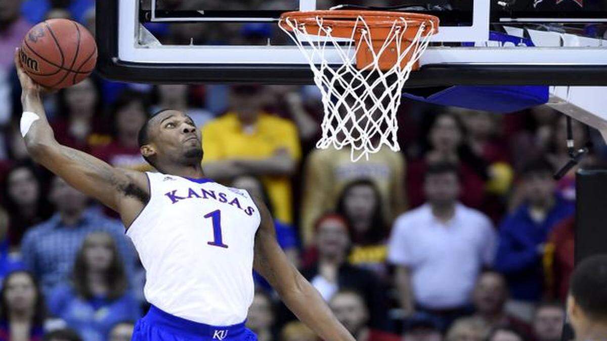 
KU’s Wayne Selden averaged 9.4 points per game as a sophomore and says he’s returning for his junior season.
