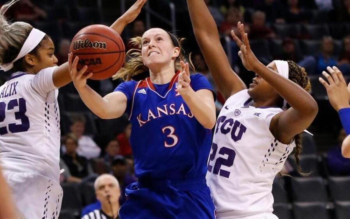Lauren Aldridge finished with 23 points in the victory over TCU.