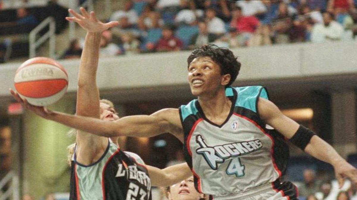 
After setting the women’s college scoring record at KU and playing for the U.S. Olympic Team and Harlem Globetrotters, Lynette Woodard played in the WNBA.

