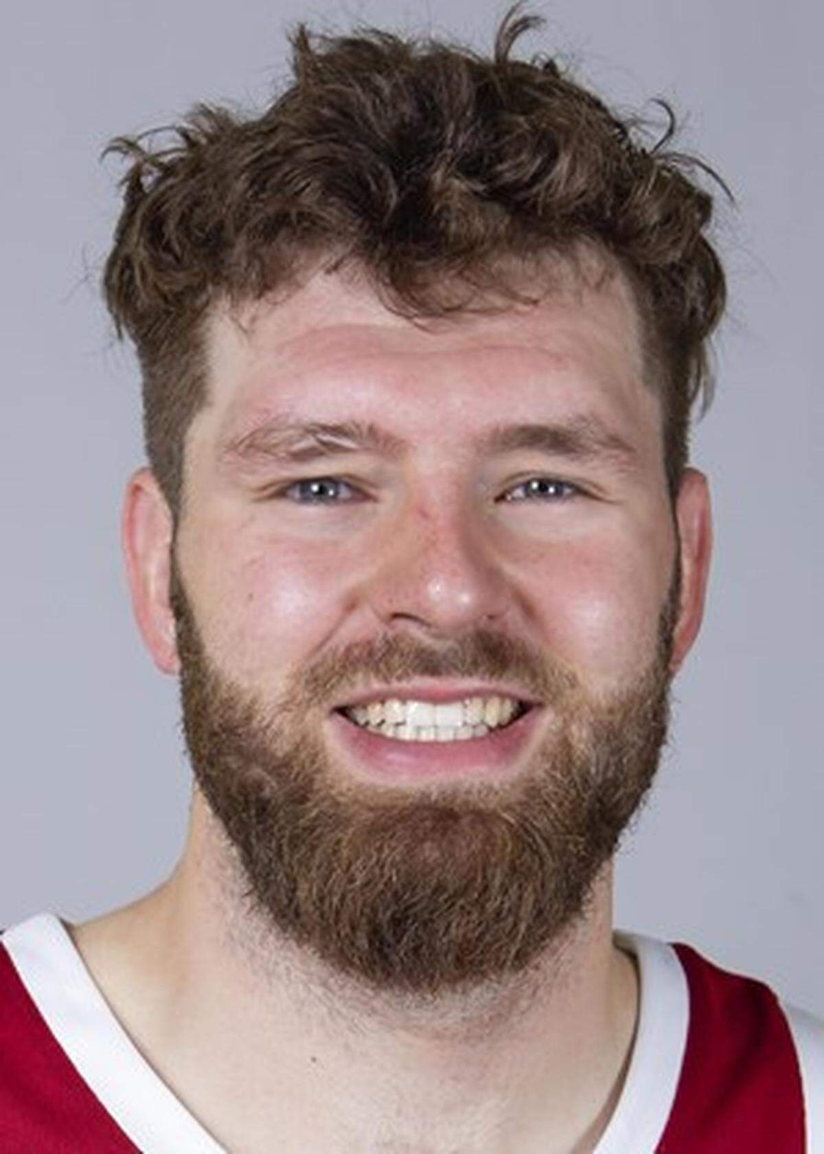 Oklahoma forward/center Tanner Groves.
