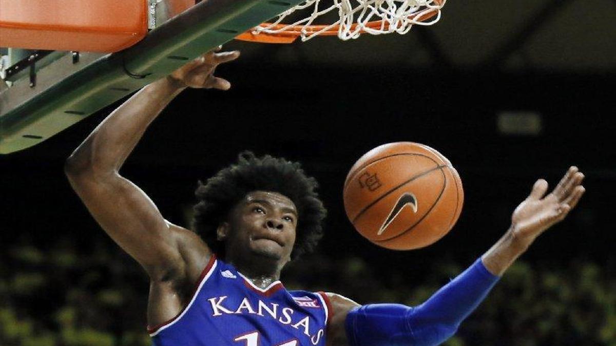 Kansas freshman Josh Jackson dunked against Baylor in the first half of Saturday’s game in Waco, Texas.