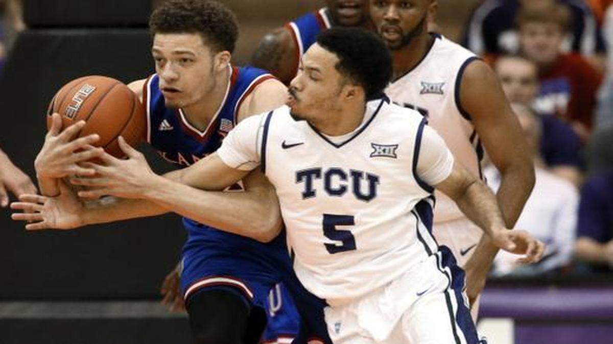 
Kansas guard Brannen Greene (left) has been in a slump lately.
