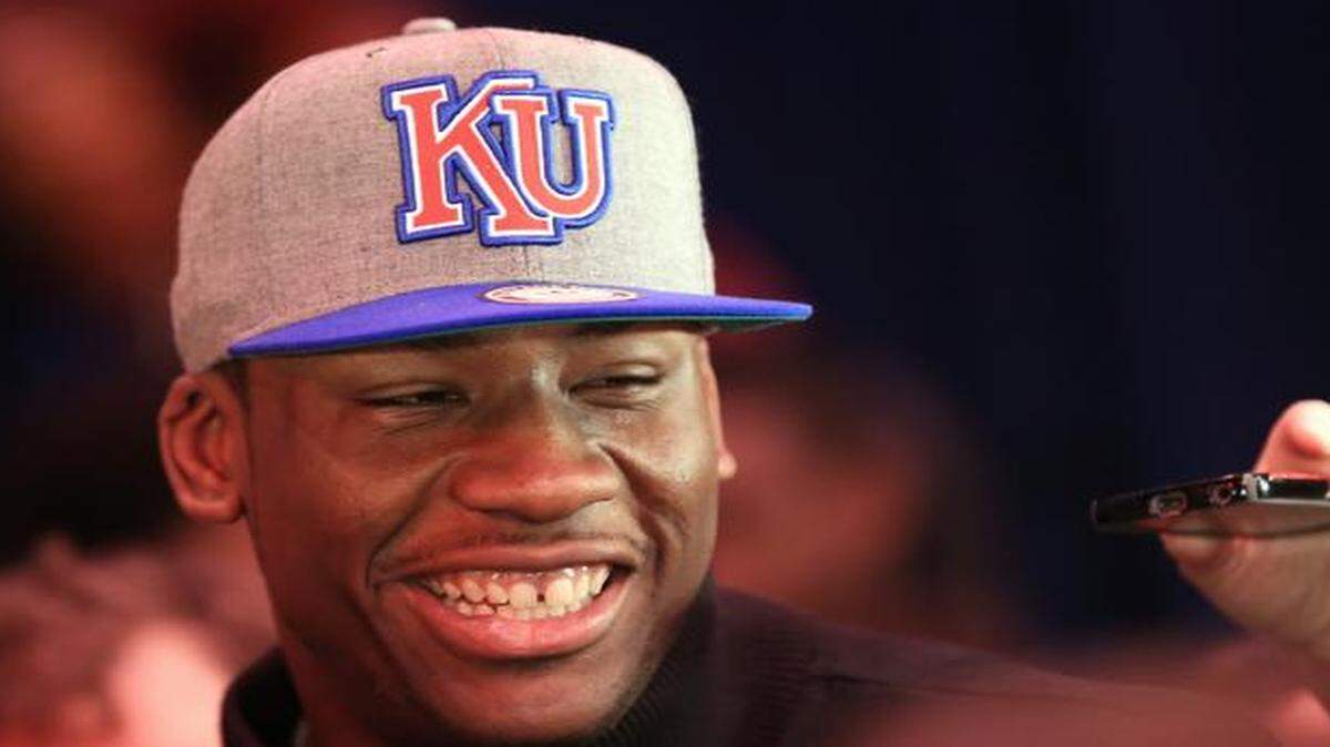 
Cliff Alexander, a 6-foot-8 power forward from Chicago, got a lot of attention last November when he announced his intention to play for Kansas. Now he is enjoying his first days in the Jayhawks program.


