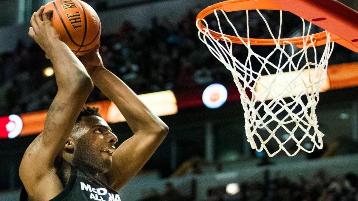 Mitchell Robinson is visiting the KU campus, and would give Bill Self’s men’s basketball program a 7-foot infusion of muscle if he winds up playing in Lawrence.