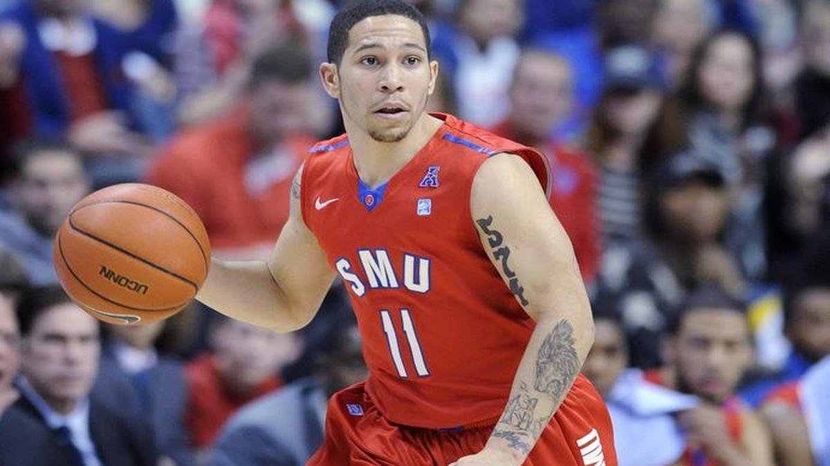 
SMU’s Nic Moore will join the Kansas men’s basketball team to represent the United States at the World University Games.
