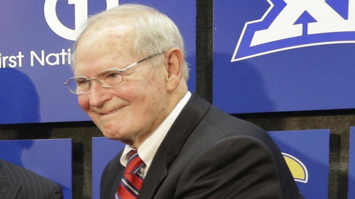 Former Kansas basketball coach Ted Owens