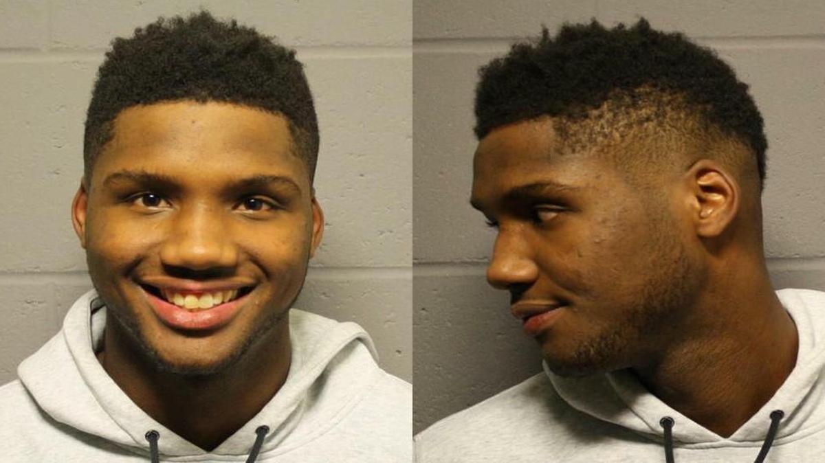 Carlton Bragg booking photo