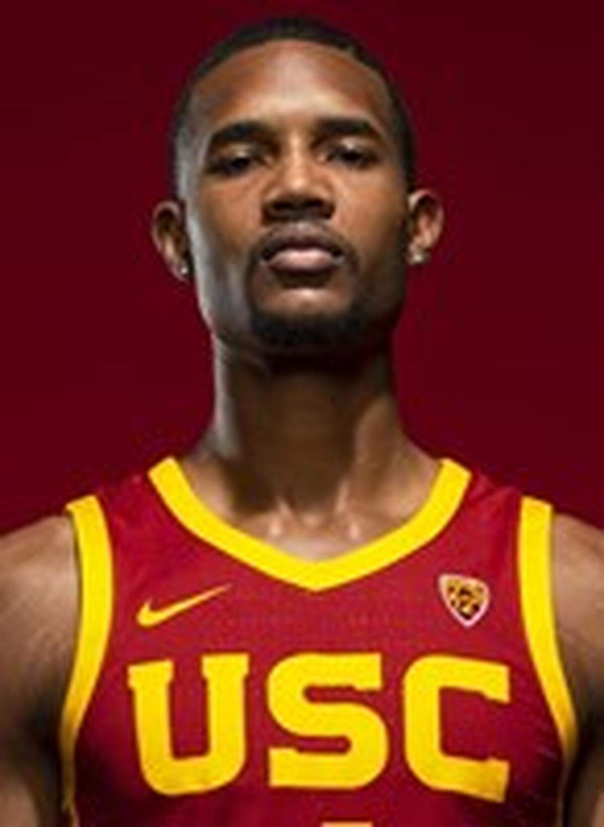 USC forward Evan Mobley.