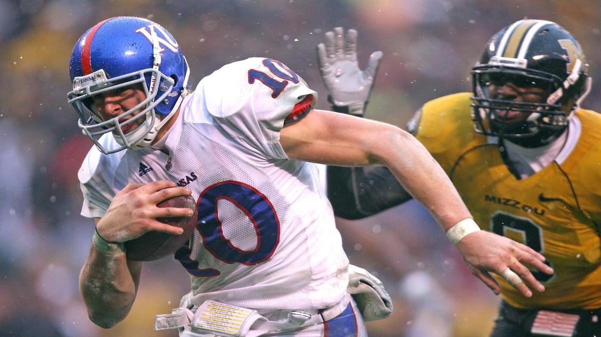 
Kansas’ Kerry Meier hauled in a game-winning fourth-down touchdown pass from Todd Reesing in 2008.
