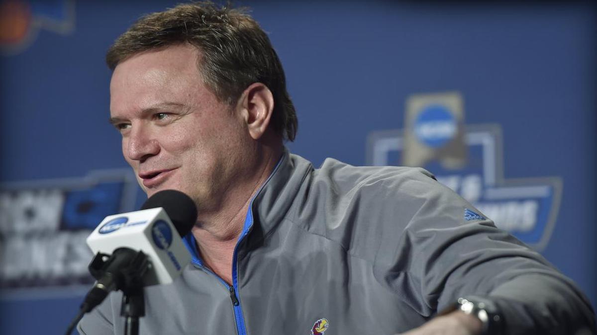 Kansas head basketball coach Bill Self might have another Lawson brother coming to Kansas. Chandler Lawson, the brother of incoming Kansas players Dedric Lawson and K.J. Lawson, has received a scholarship offer from KU, Chandler reported on Thursday on Twitter.