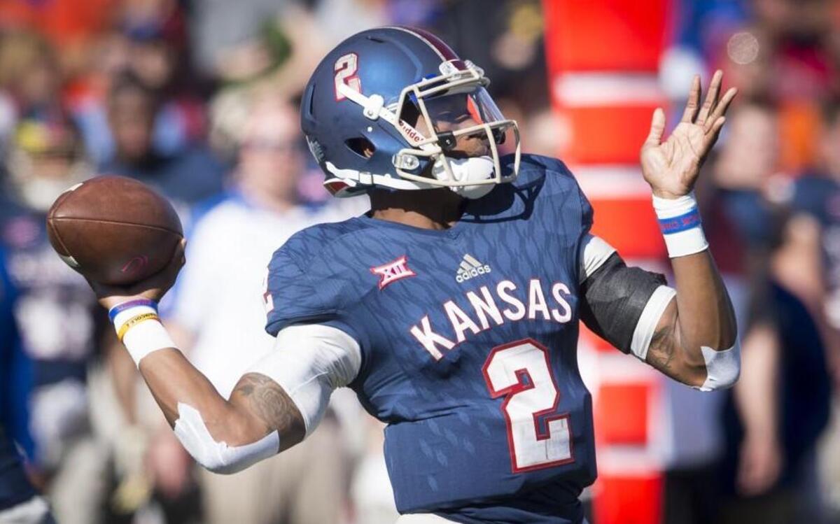 Kansas Jayhawks quarterback Montell Cozart.