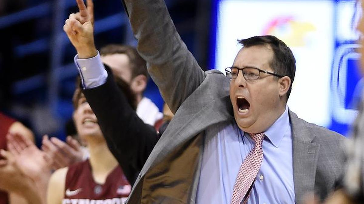 Jerod Haase (above), a former Kansas guard, is in his fourth year as coach at Stanford.