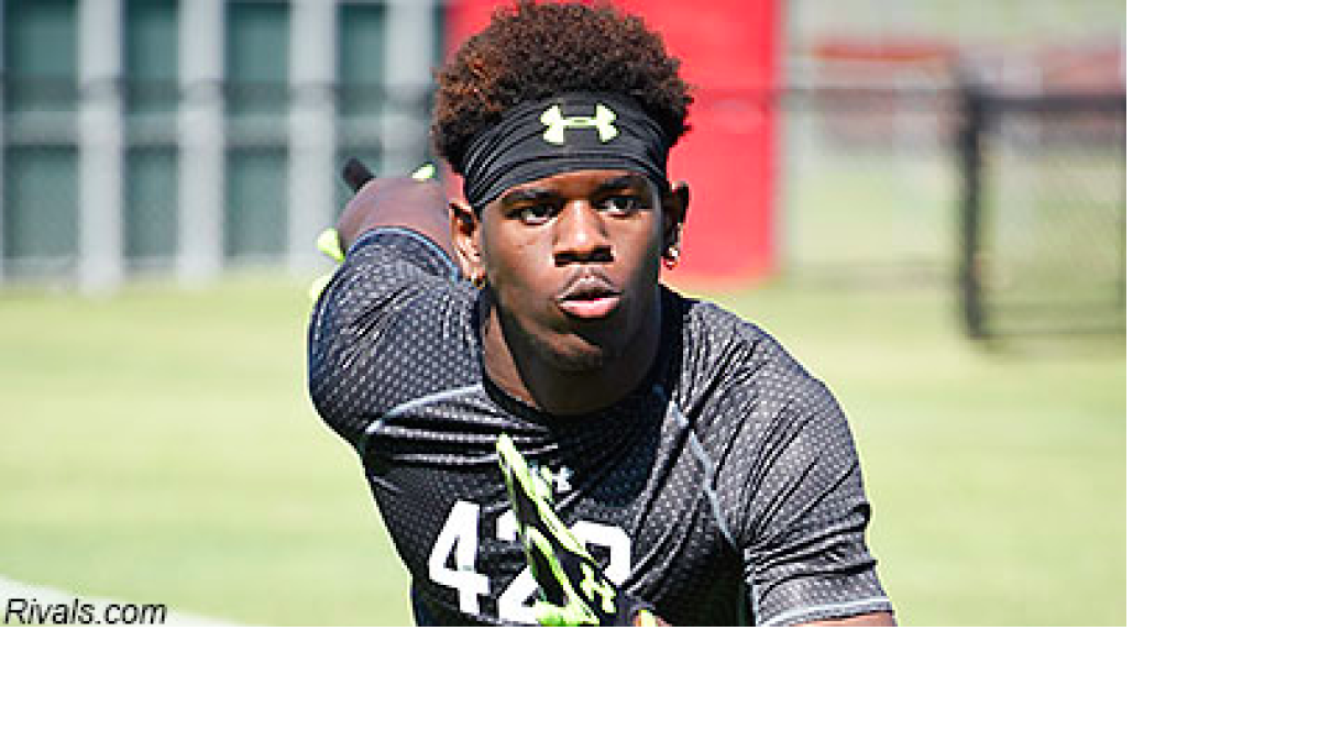 
Kansas has received a verbal committment from high school safety Michael Clark of Cedar Hill, Texas.
