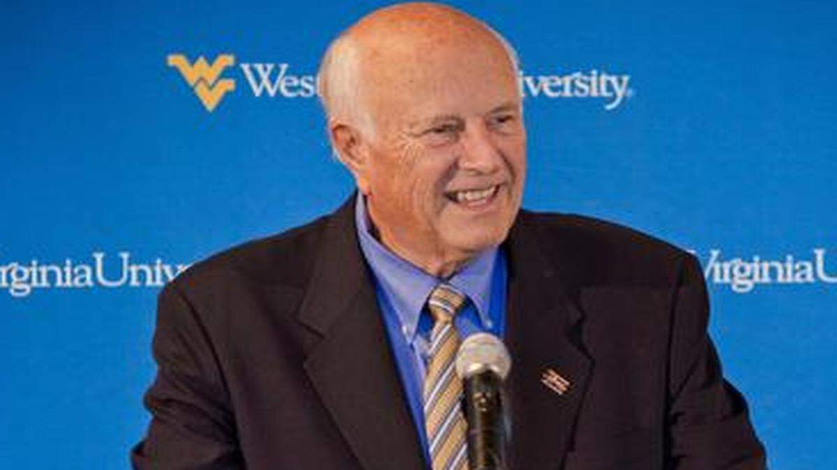 
Chuck Neinas served as Big 12 interim commissioner in 2011, when West Virginia was invited to the conference.

