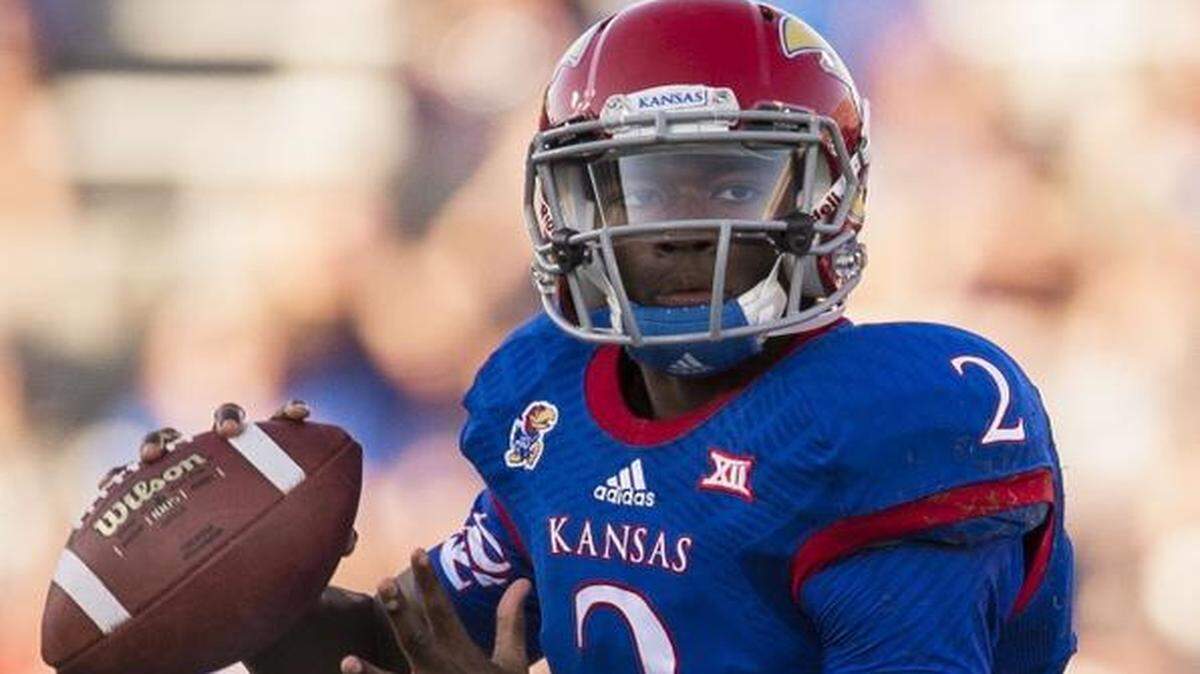 
Kansas Jayhawks quarterback Montell Cozart.


