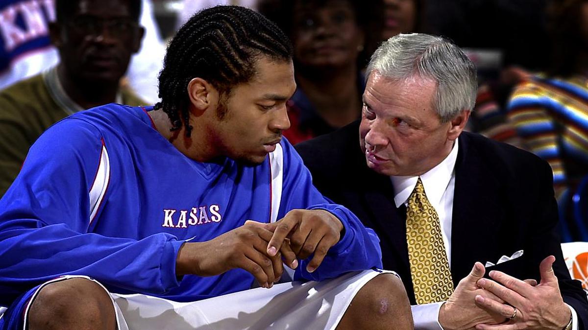 Former KU player Jeff Graves can apply the knowledge he learned at the side of Roy Williams in his job as temporary head coach of the Midwest Reign.