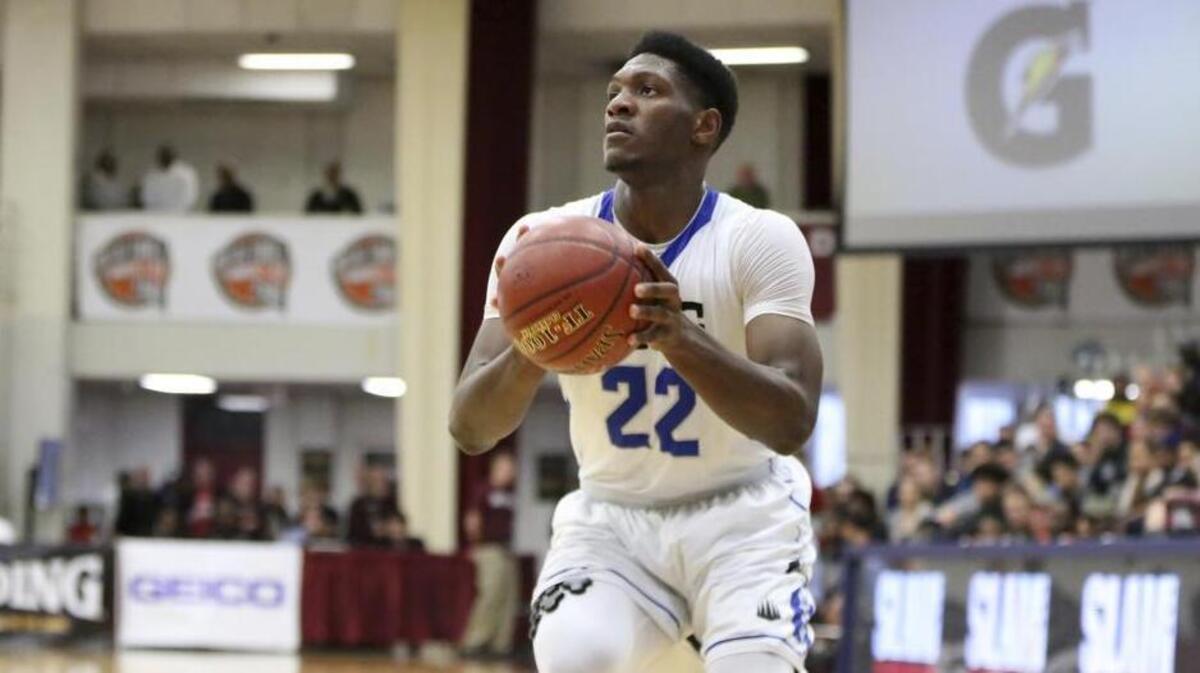 IMG Academy’s Silvio De Sousa could play for Kansas this season if he receives good news regarding his standardized test score.
