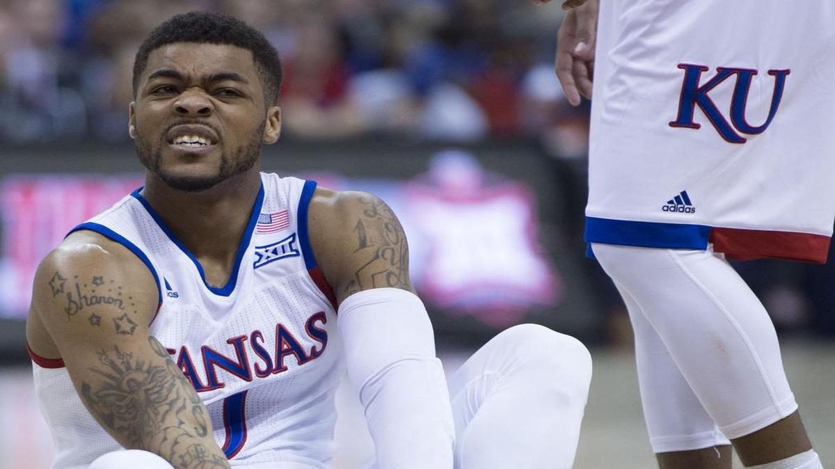 Kansas guard Frank Mason III rubbed his foot during the second half of the Jayhawks’ victory over Baylor in the Big 12 semifinals on Friday night.