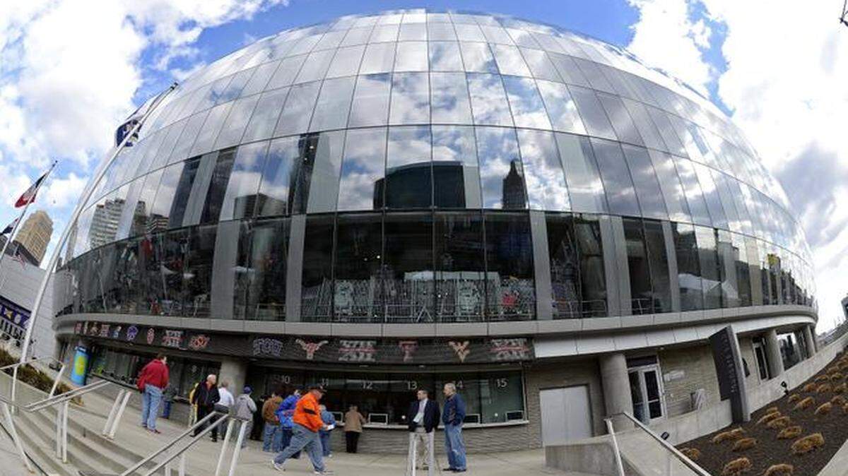 
The Sprint Center will send off a men’s basketball team to the Final Four in 2017, when it will hold the NCAA Midwest Regional semifinals and final.
