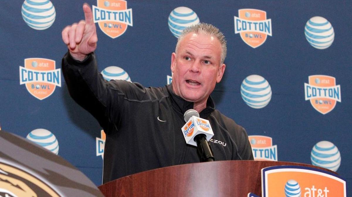 Former Missouri defensive coordinator Dave Steckel’s original contract as Missouri State’s head coach was set to finish after the 2020 season, but under the new terms, he will remain the head coach until Jan. 31, 2022.