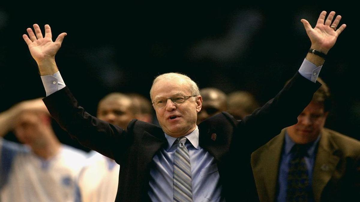 
Former North Carolina coach Bill Guthridge died Tuesday night, the school announced Wednesday.
