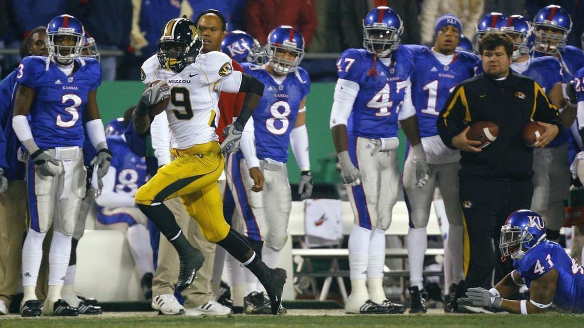 Mizzou’s Jeremy Maclin returned a punt 45 yards in the first quarter of a 2007 game against Kansas at Arrowhead Stadium in Kansas City.