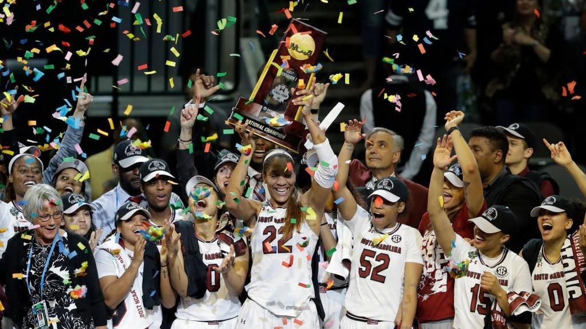The NCAA women’s national champion could be doing this at the Sprint Center in coming years if KC lands a bid to host a Final Four in 2021, 2022, 2023 or 2024. It’s in the running, with a decision to come in October.