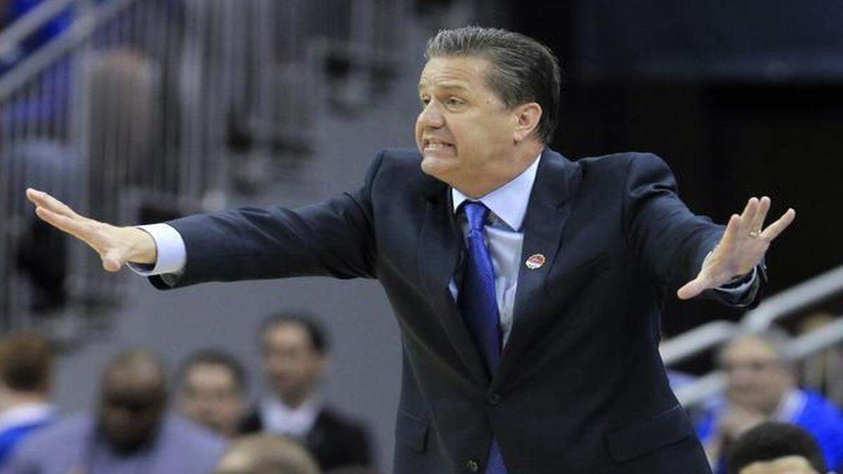 
John Calipari’s top-seeded Kentucky Wildcats face Cincinnati in Louisville, Ky on Saturday.


