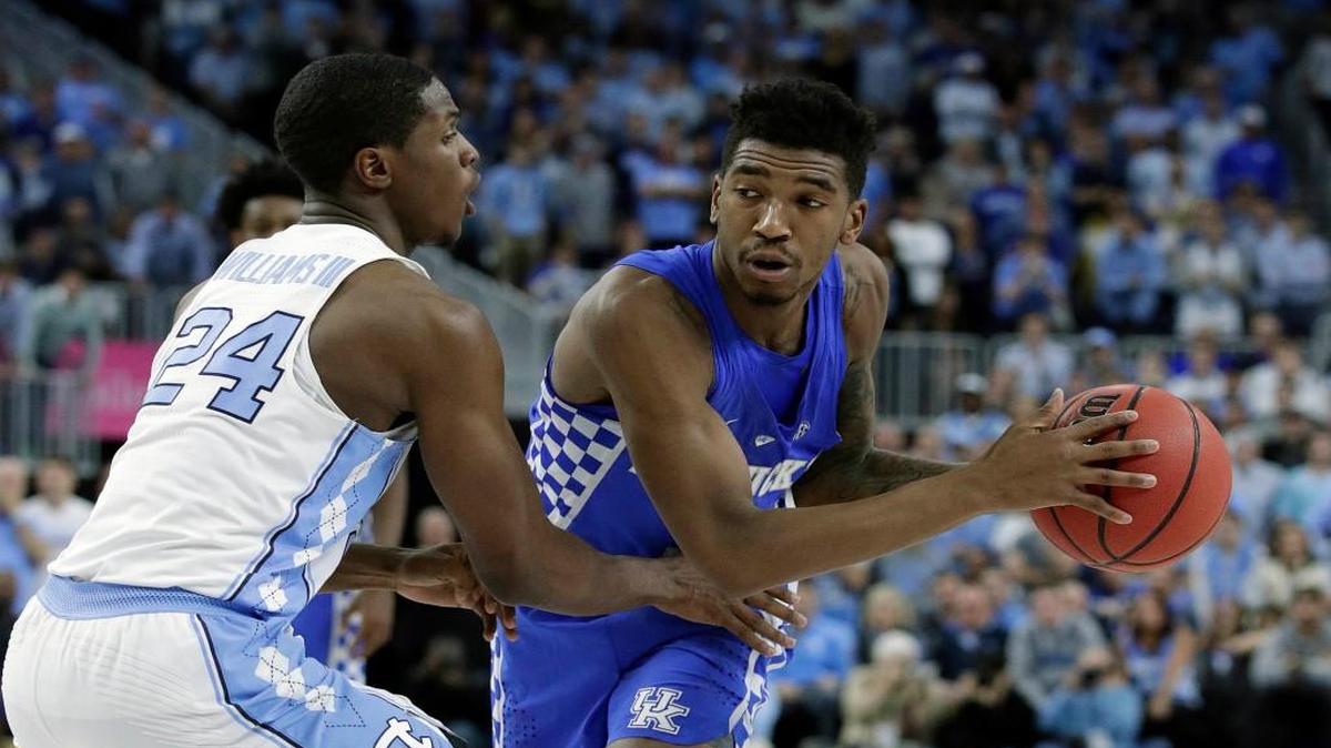 Kentucky’s Malik Monk (right) scored 47 points against North Carolina on Dec. 17 in Las Vegas. The Wildcats won 103-100.