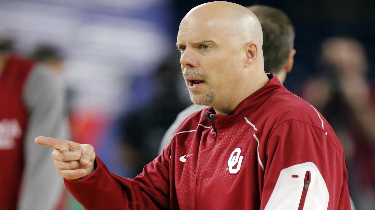 Oklahoma assistant coach Steve Henson will become the head coach at Texas-San Antonio after the Sooners’ Final Four run ends.