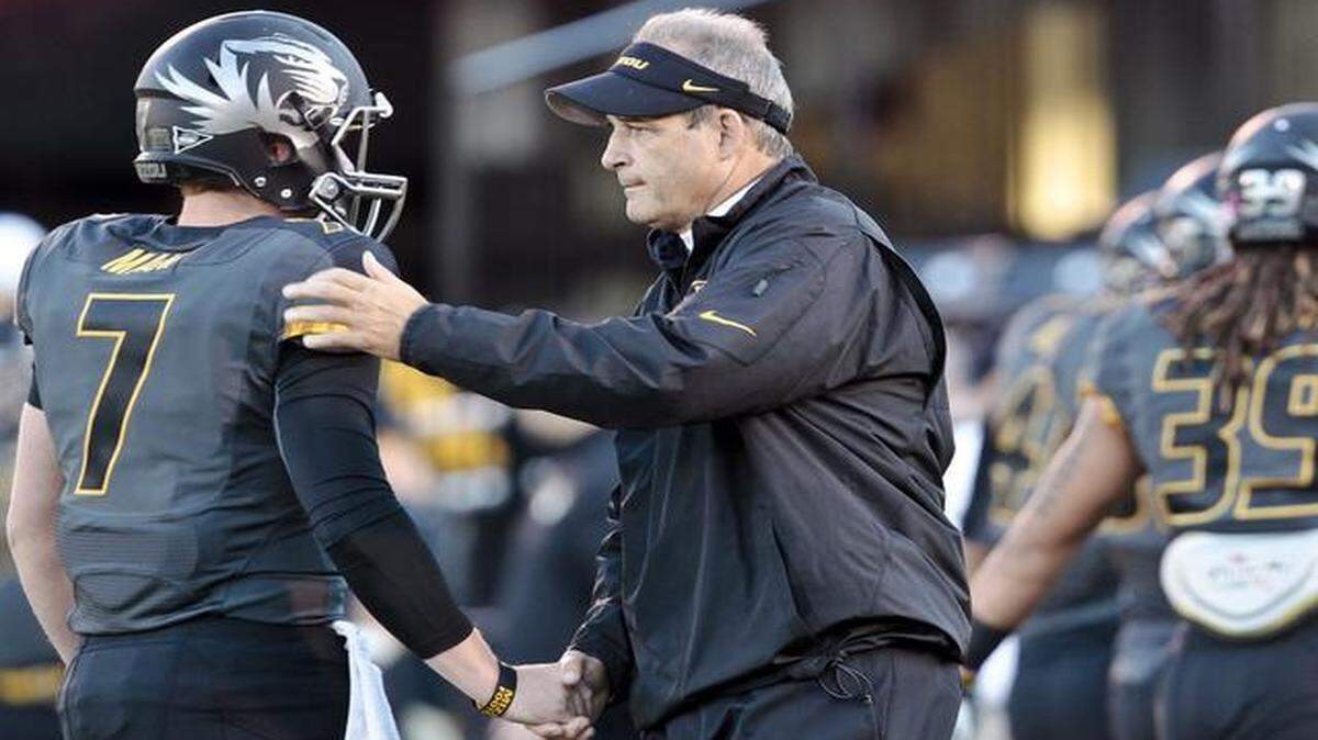 
Maty Mauk (left) will take over the Missouri Tigers offense this year for coach Gary Pinkel.


