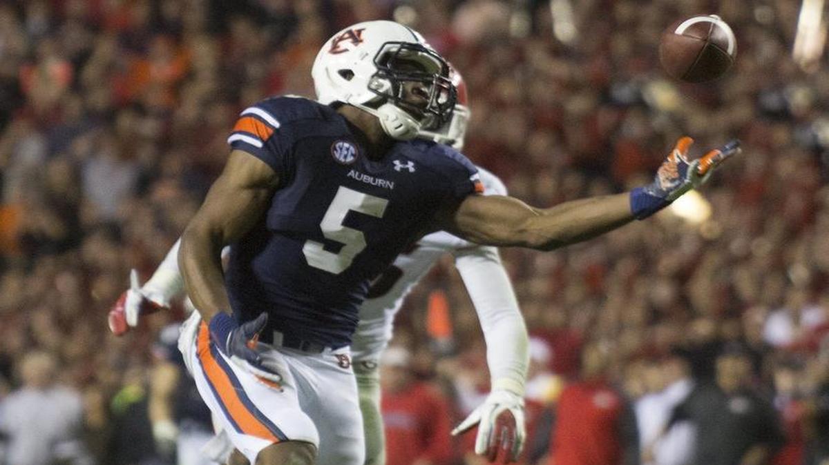 
Auburn receiver Ricardo Louis ended up with the ball for the winning TD against Georgia in 2013.


