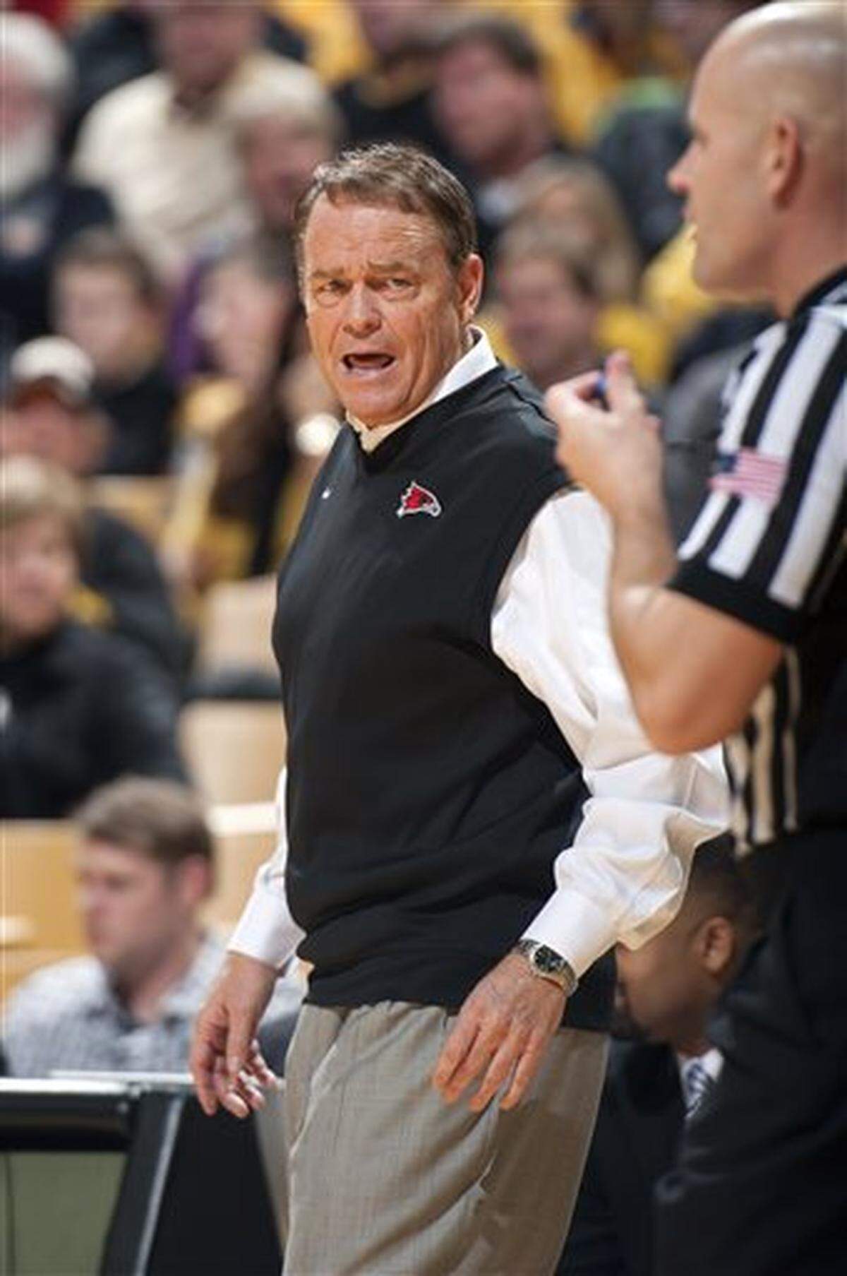 Former Southeast Missouri State men’s basketball coach Dickey Nutt has joined Dennis Gates’ staff at Missouri.