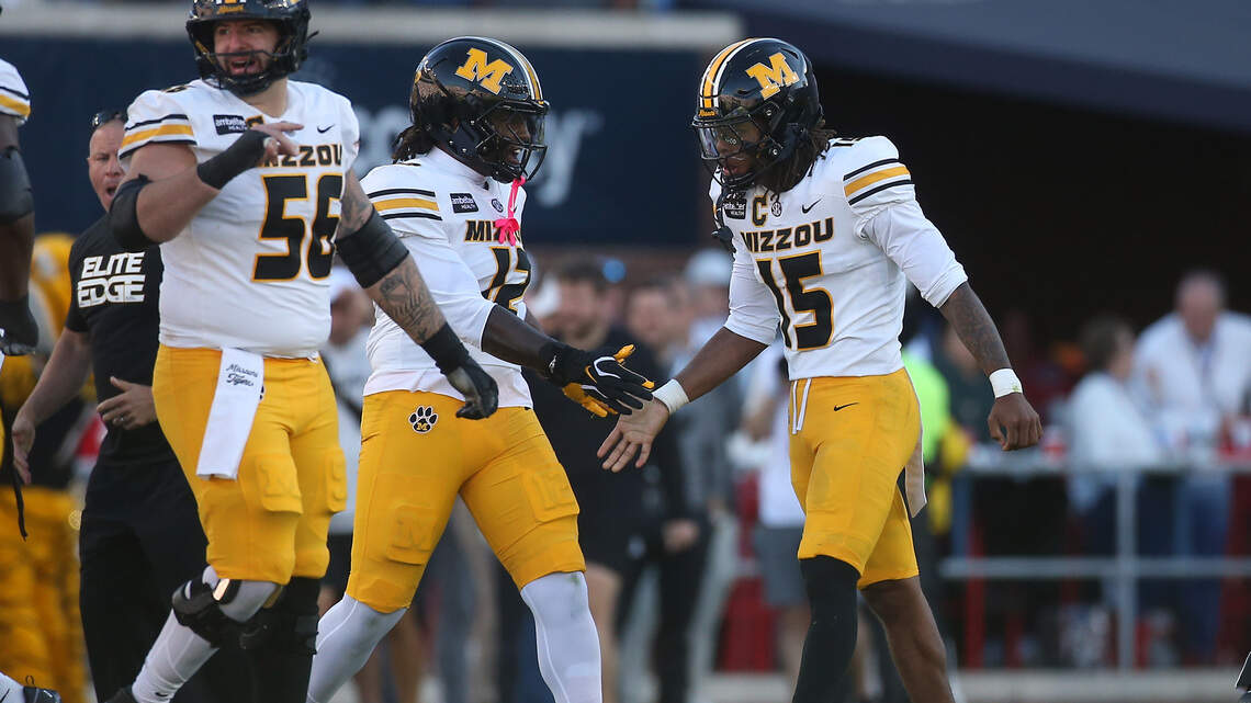 No. 23 Mizzou is a big favorite vs. Arkansas. See betting line & game prediction