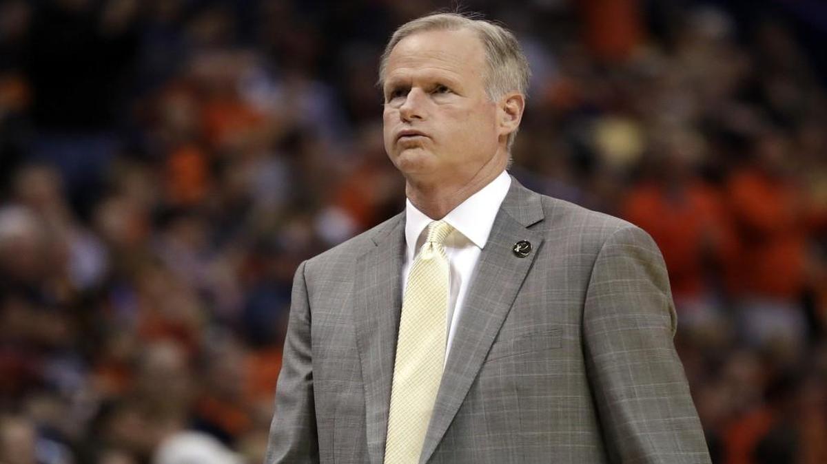 Missouri head coach Kim Anderson.