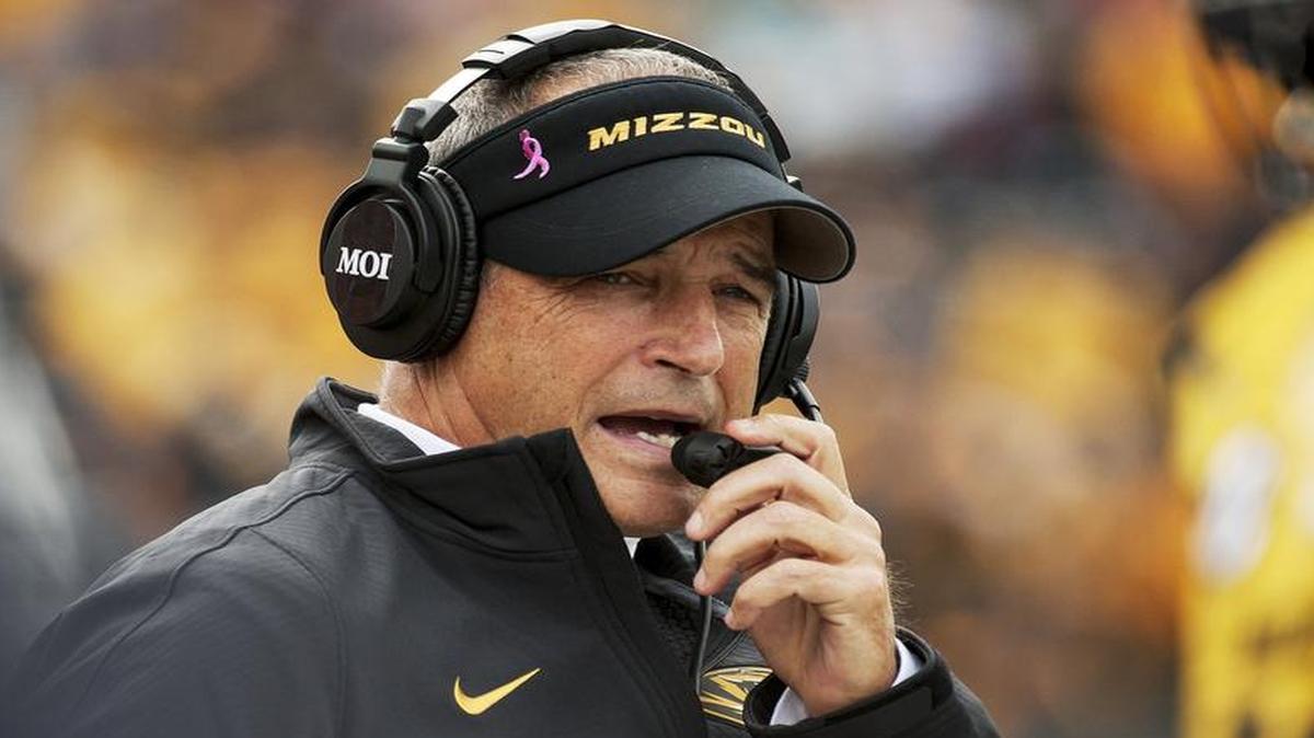 
Missouri head coach Gary Pinkel knows he has an inexperienced group at wide receiver this season.
