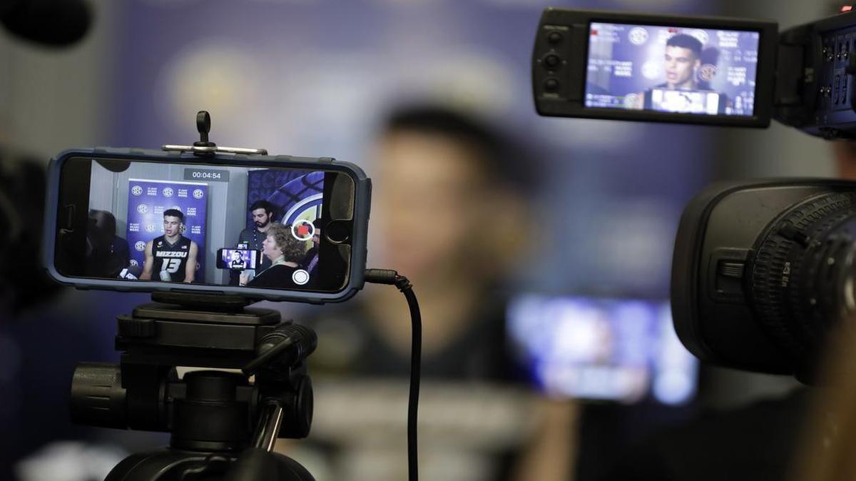 Cameras record an interview with Missouri’s Michael Porter Jr. during the Southeastern Conference men’s basketball media day Wednesday in Nashville, Tenn.