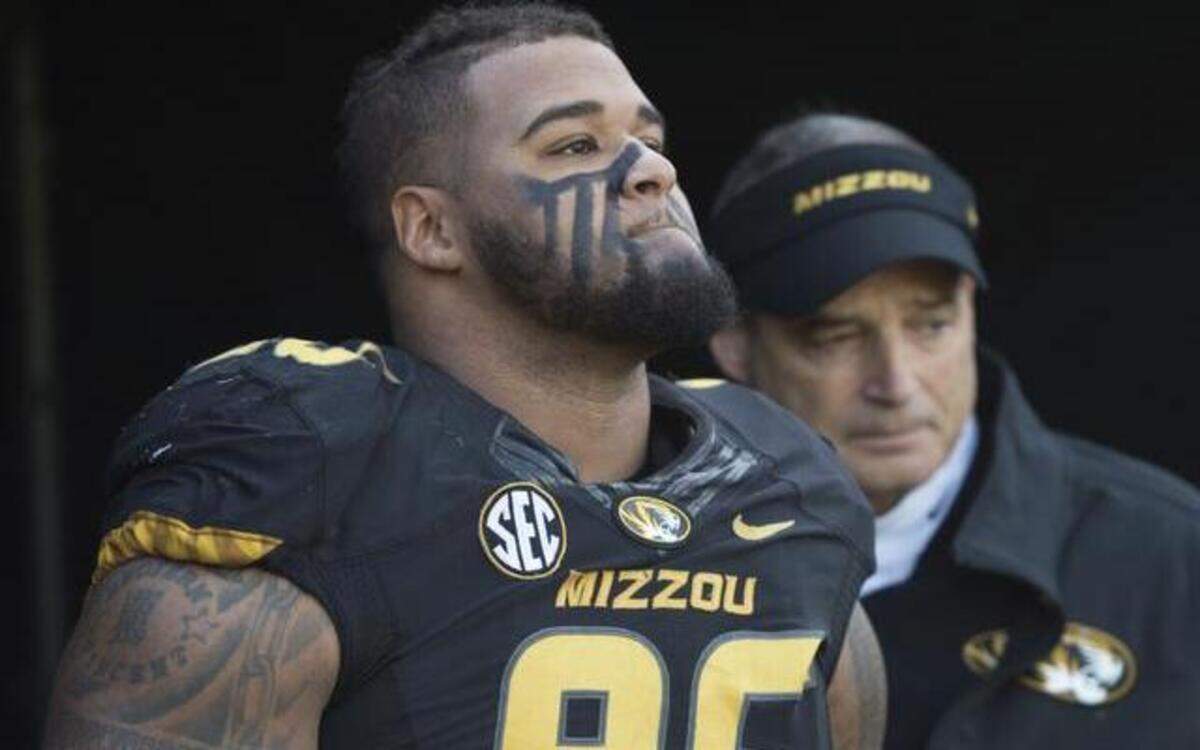 Missouri Tigers defensive lineman Lucas Vincent 