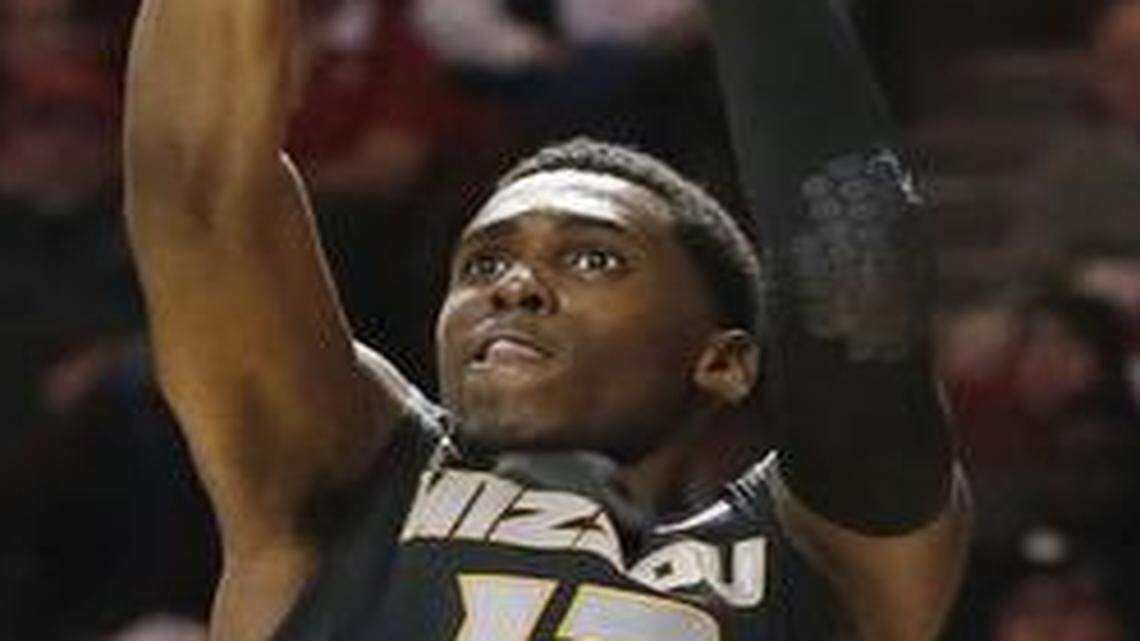 
Missouri freshman guard Montaque Gill-Caesar (right) missed the Tigers’ first meeting against Kentucky because of back spasms.
